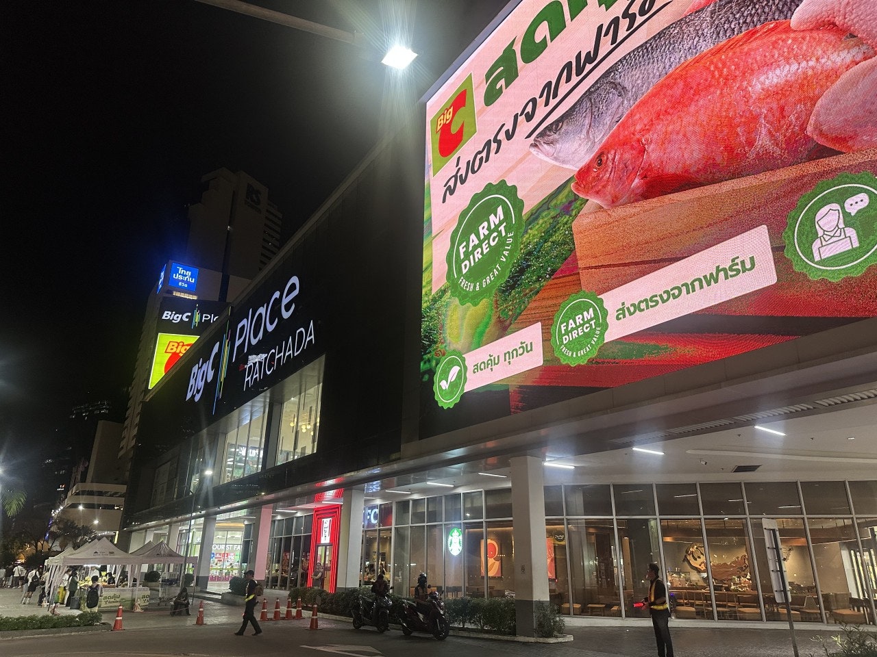S 라차다 호텔 주변 상점가와 죠이페드 야시장 18