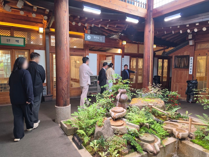 강강술래 김민재 상무 기업 설명회 장면