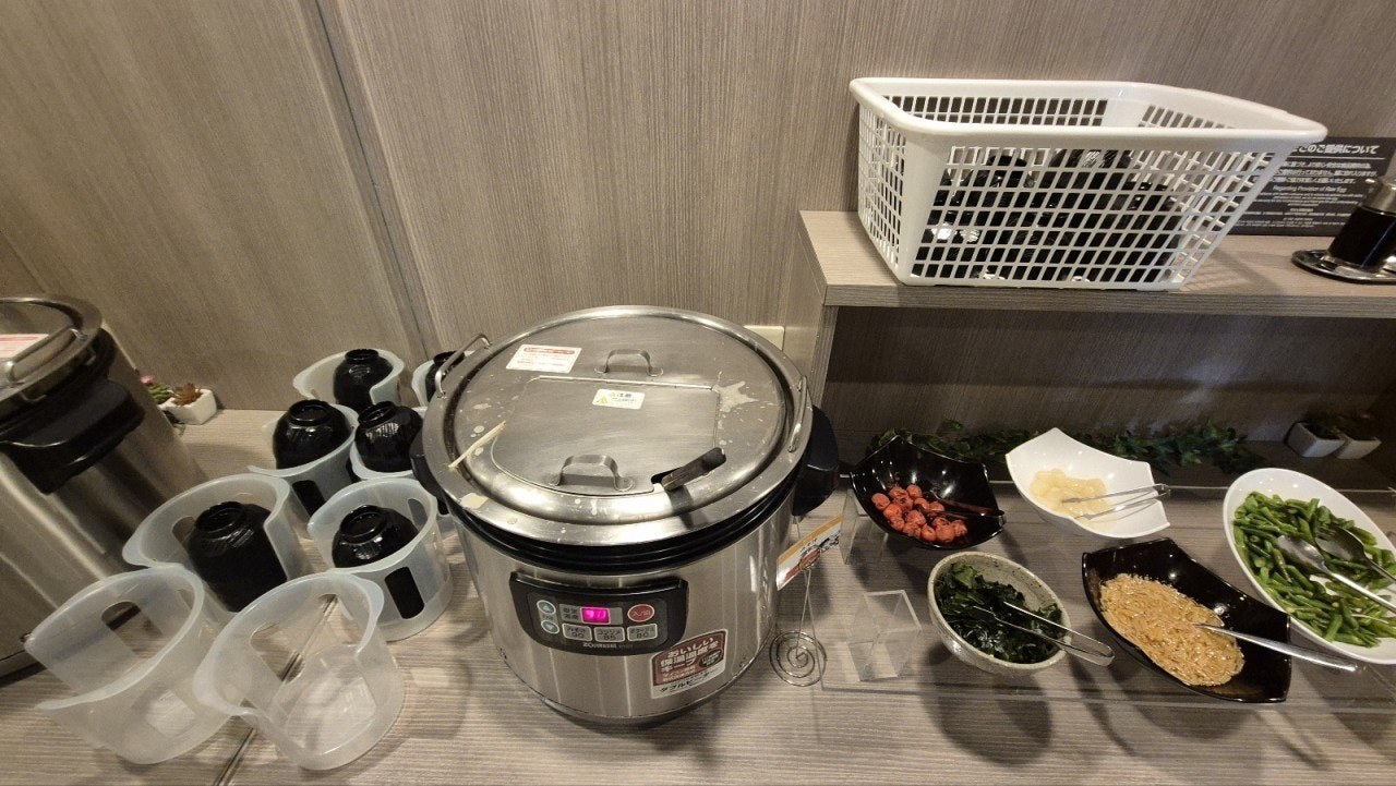 루트인 호텔 후지중앙점 객실과 조식 시설