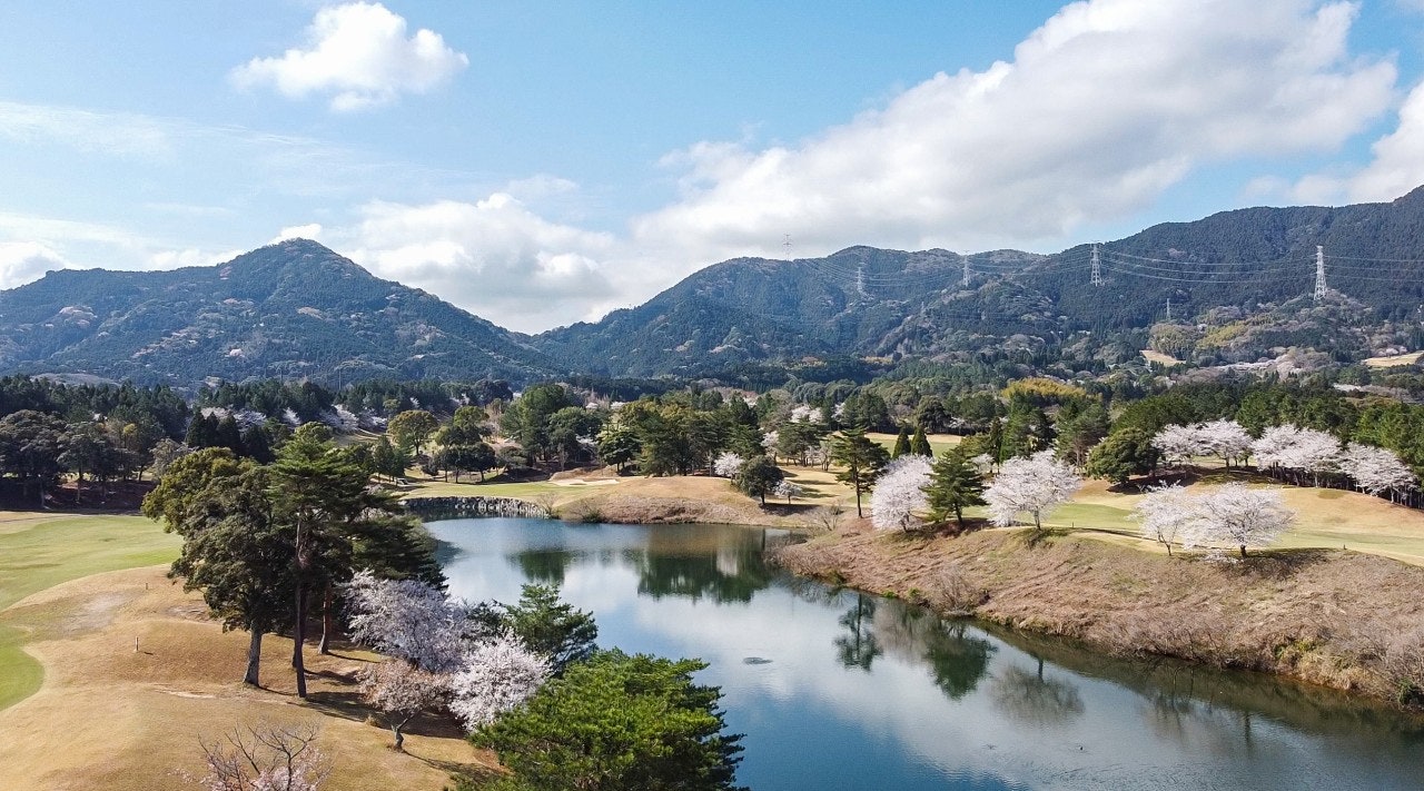 체리 컨트리클럽 (Cherry Country Club) 실사