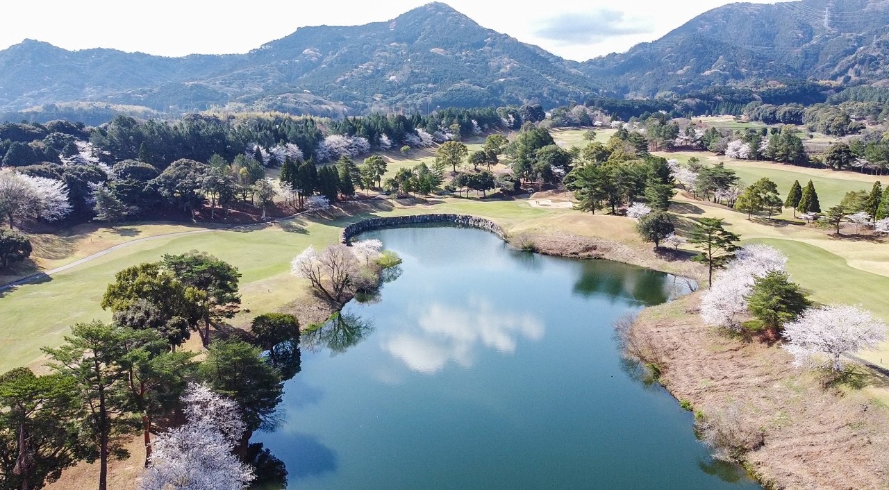 체리 컨트리클럽 (Cherry Country Club) 실사