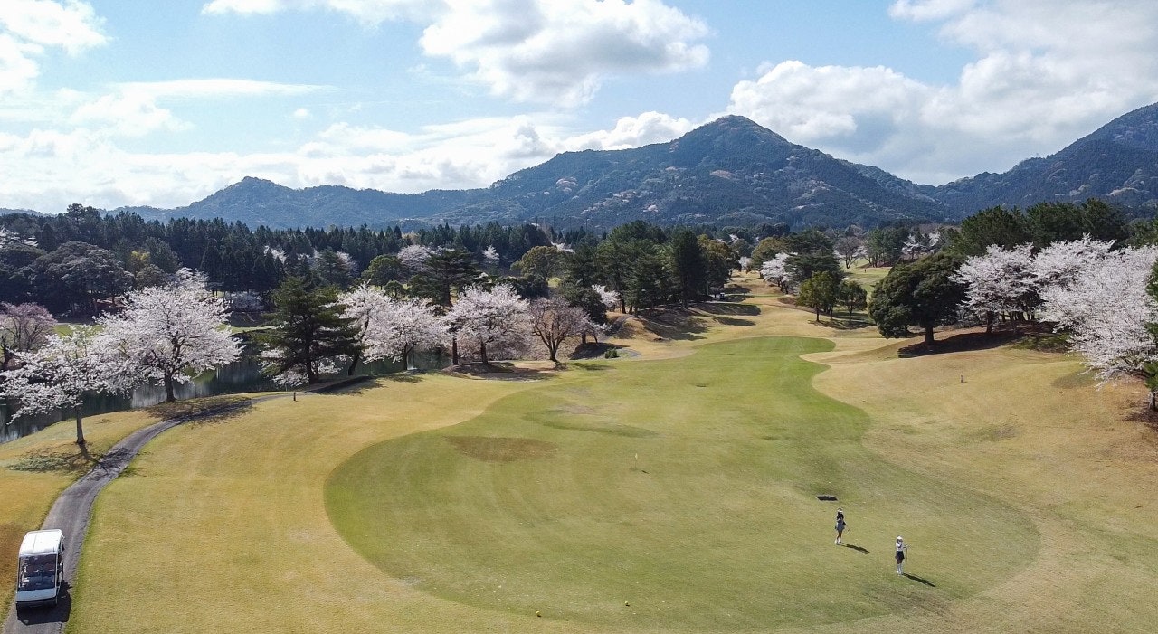 체리 컨트리클럽 (Cherry Country Club) 실사