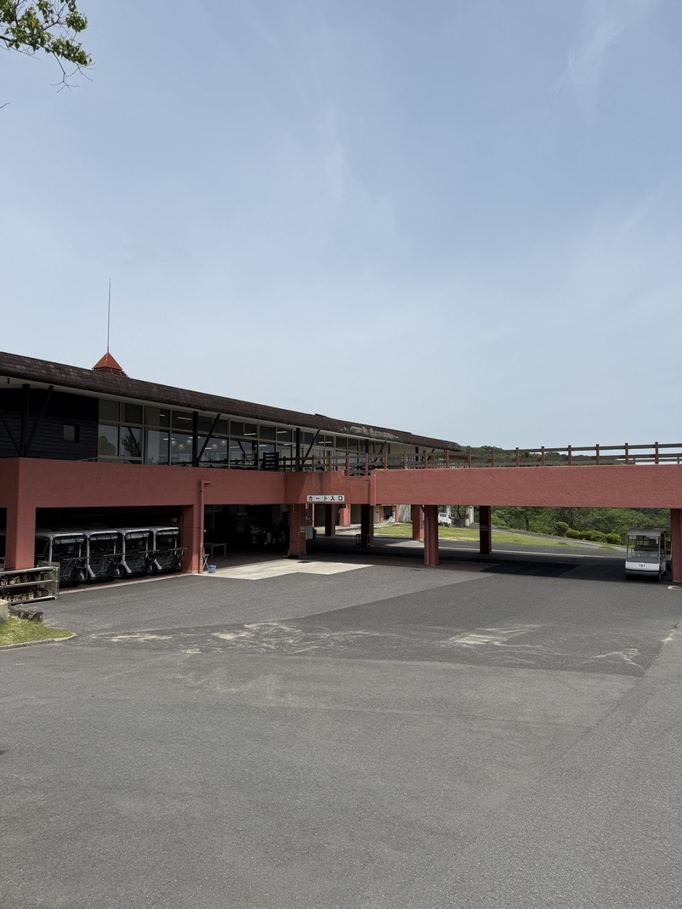 카츠야마고쇼 컨트리클럽 (Katsuyama Gosho Country Club) 실사