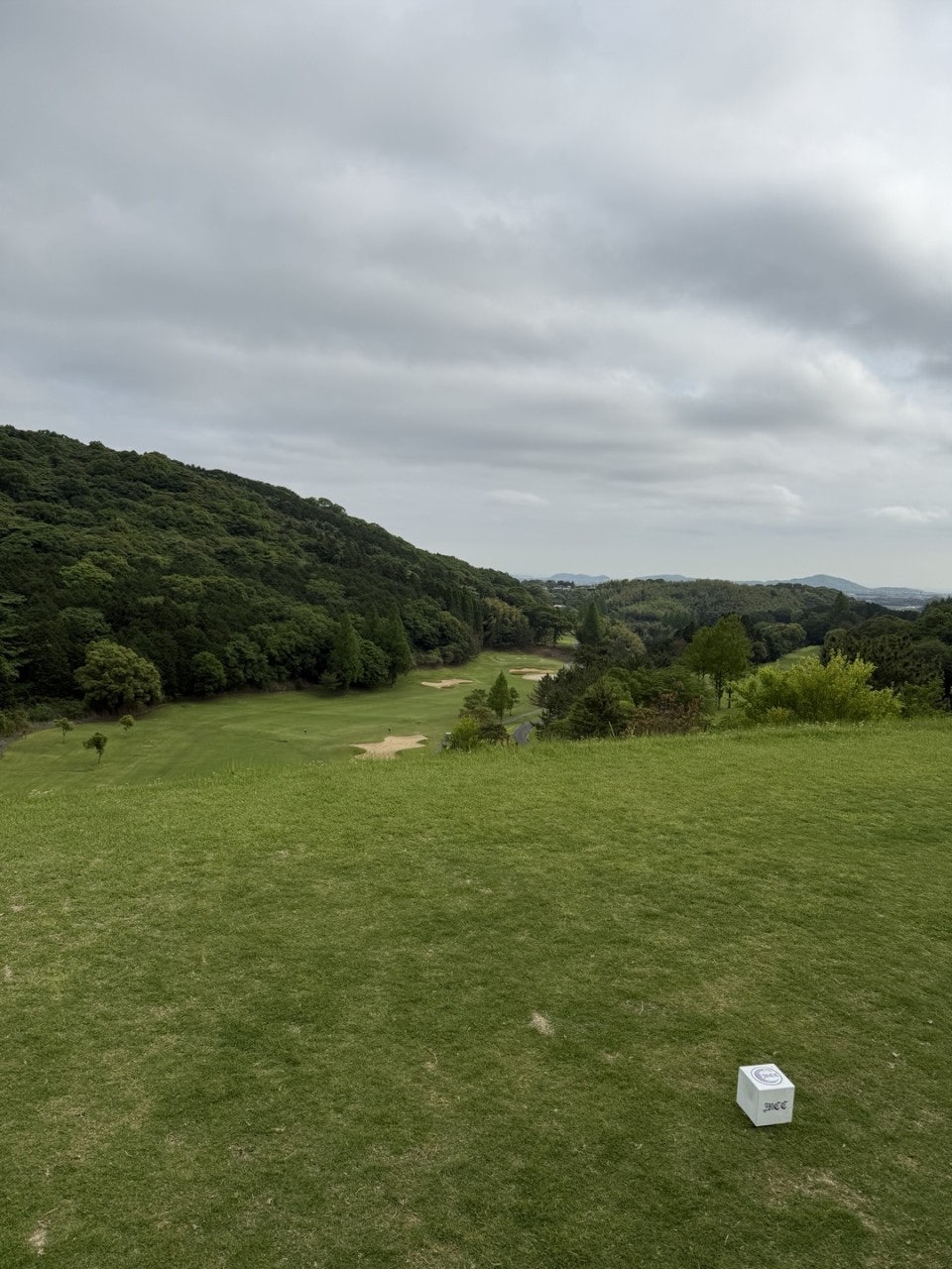 카츠야마고쇼 컨트리클럽 (Katsuyama Gosho Country Club) 실사