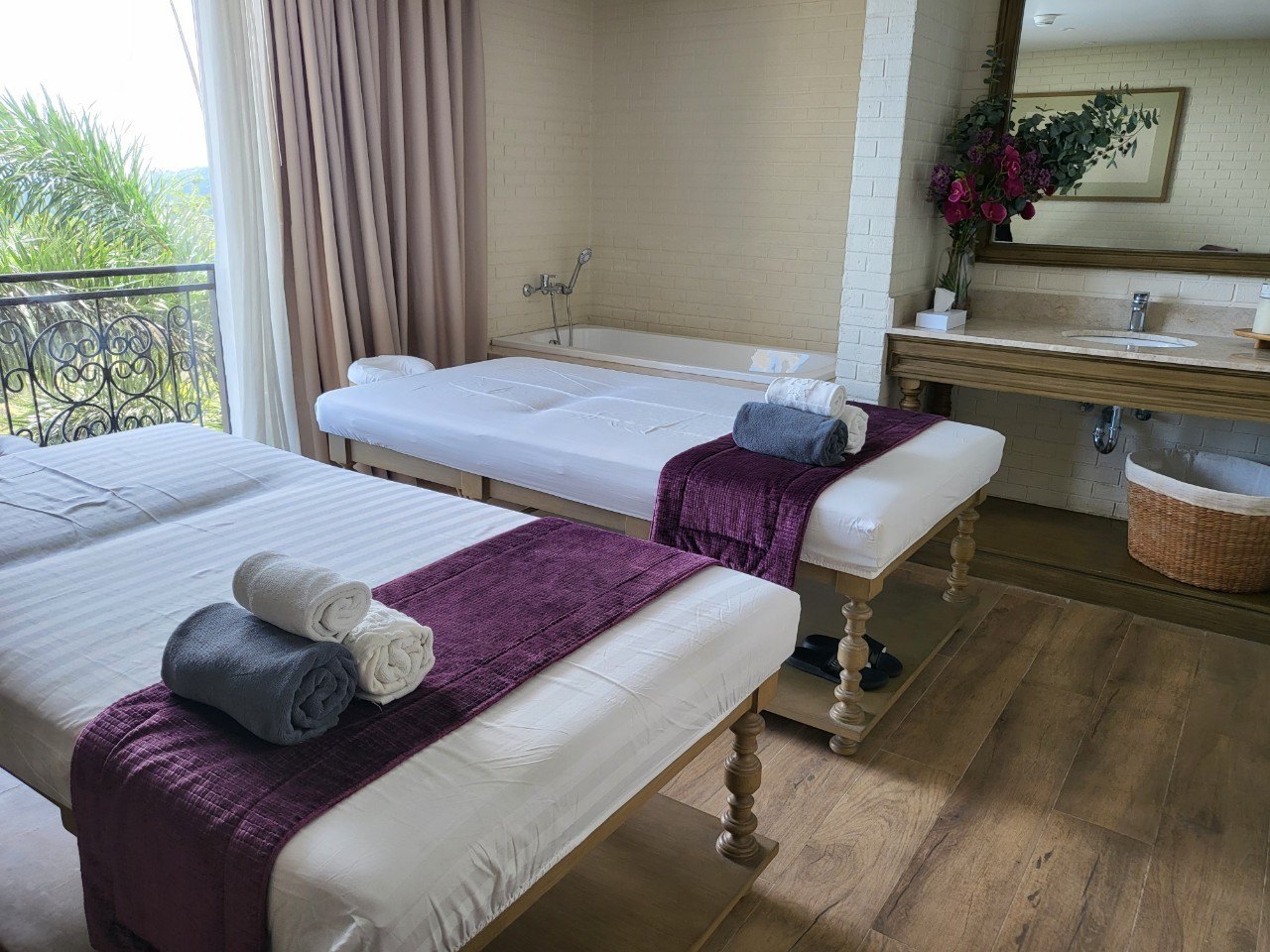 Twin Lakes Hotel 시설